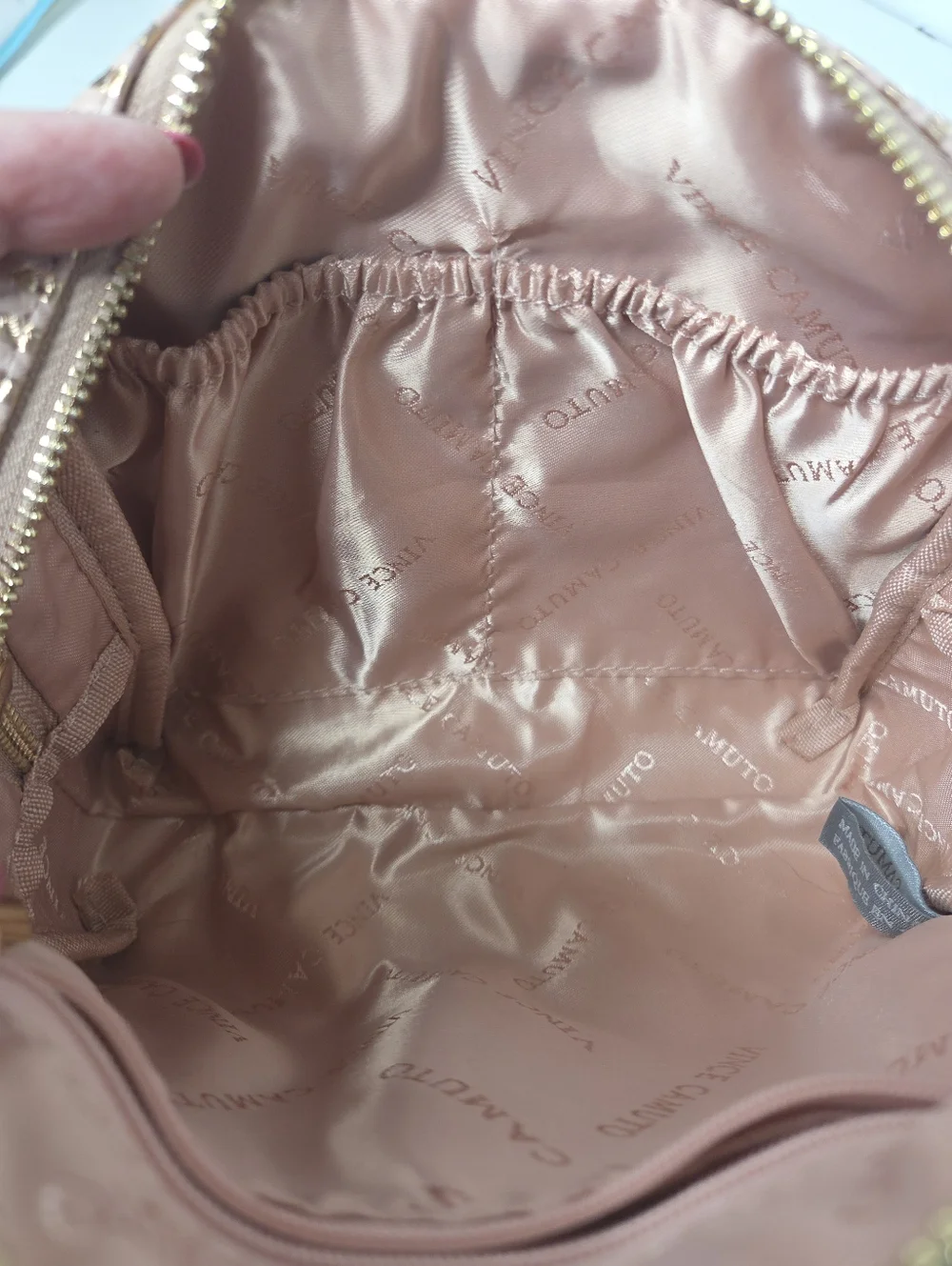 Vince Camuto vince camuto